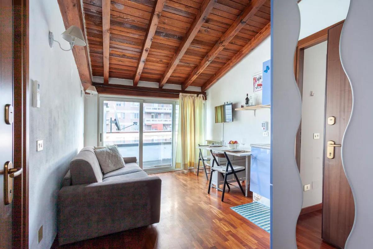 Appartement Civico288-Romantic Attic Near Ieo-Bocconi-F Prada à Milan Extérieur photo
